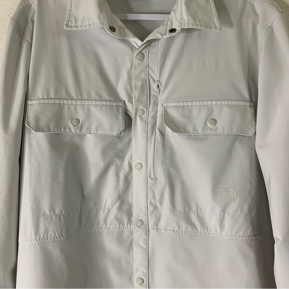 The north face Mens Sniktau Long Sleeve button down sun shirt XL